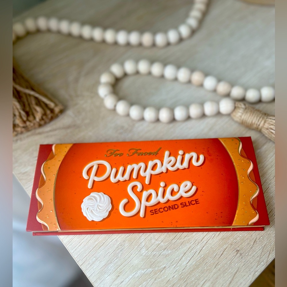 Too Faced Pumpkin Spice Second Slice 18 color eyeshadow palette